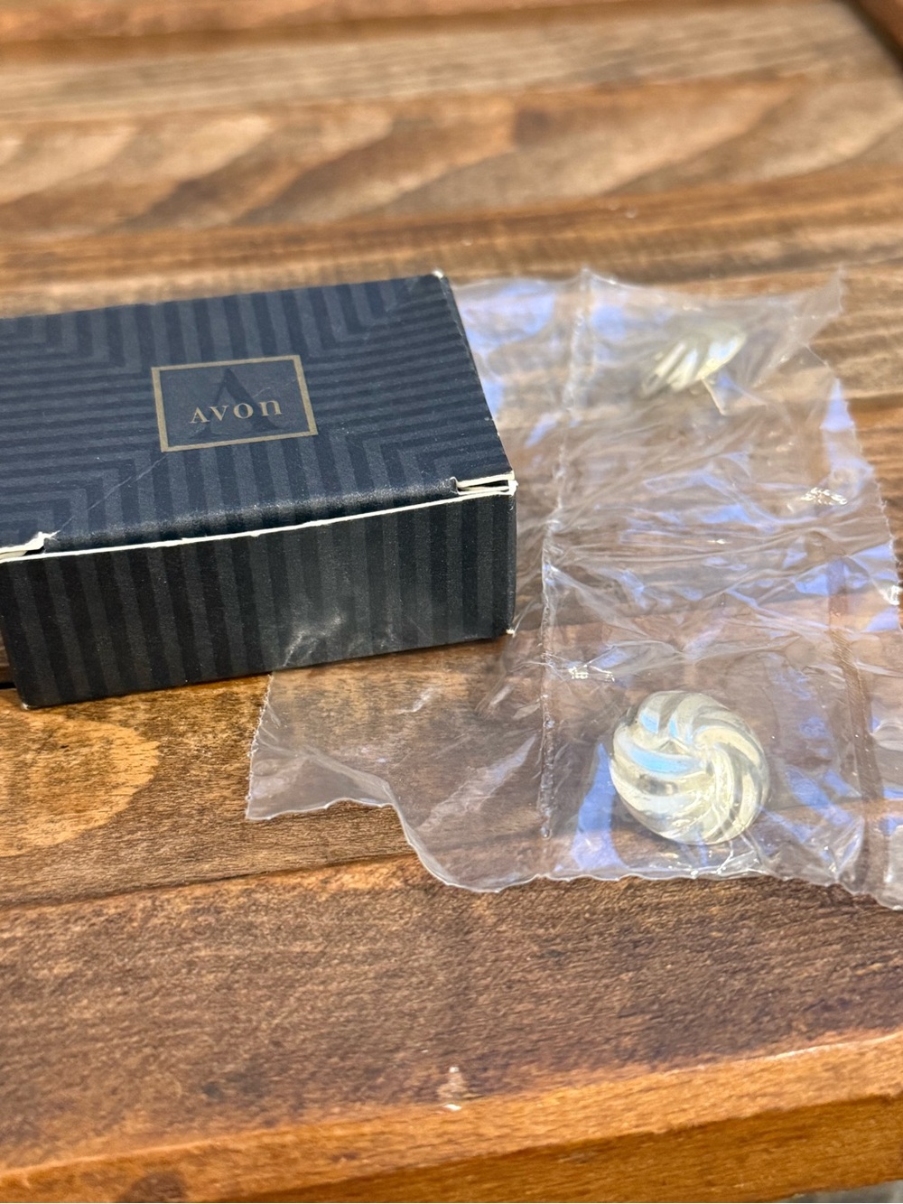 Vintage Avon 1992 Sterling Silver Swirl Button Earrings Original Box